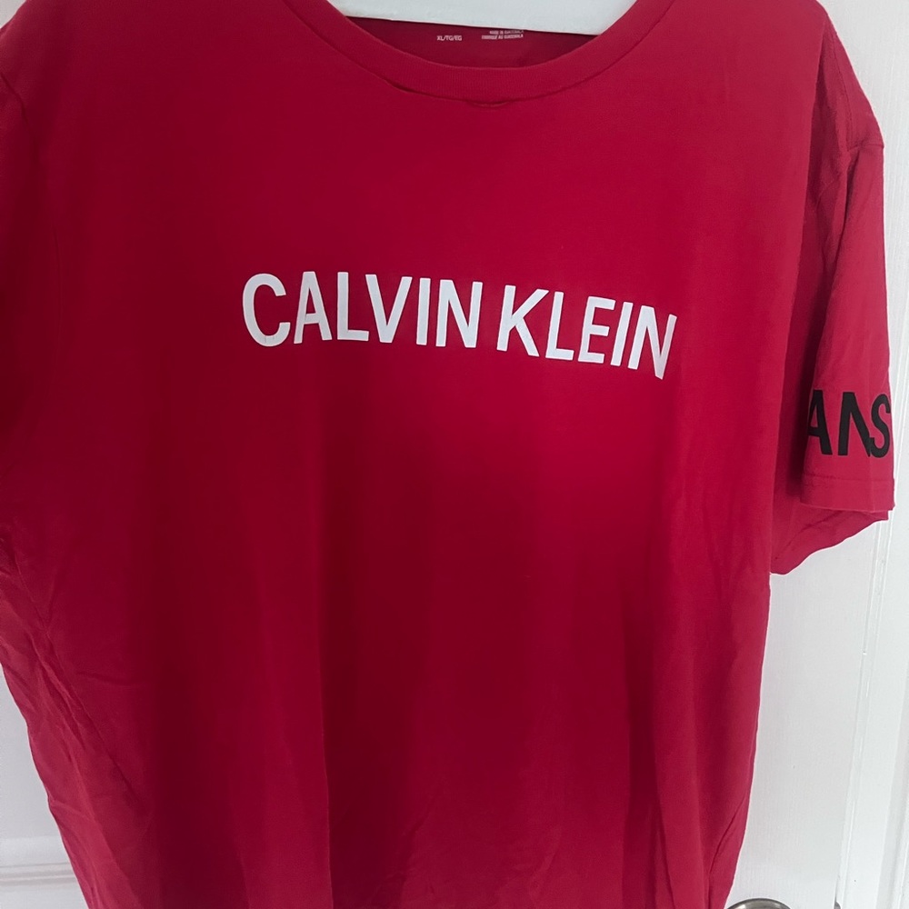 XL Calvin T-shirt